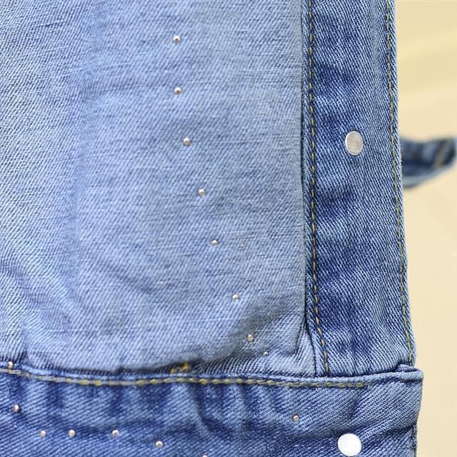 花刺繍付きパール装飾デニムジャケット