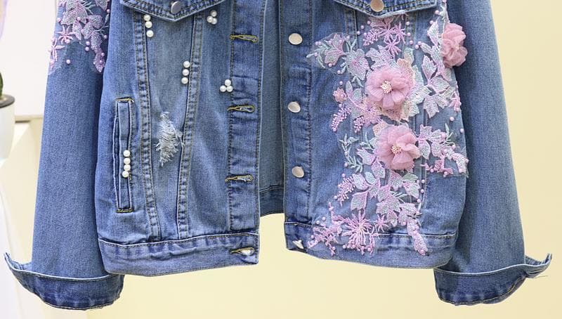 花刺繍付きパール装飾デニムジャケット
