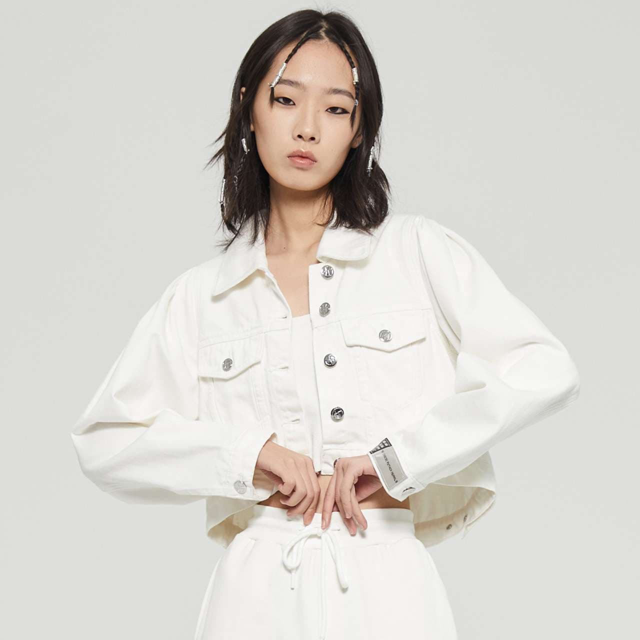 クロップド丈デニムジャケット シルバーボタン